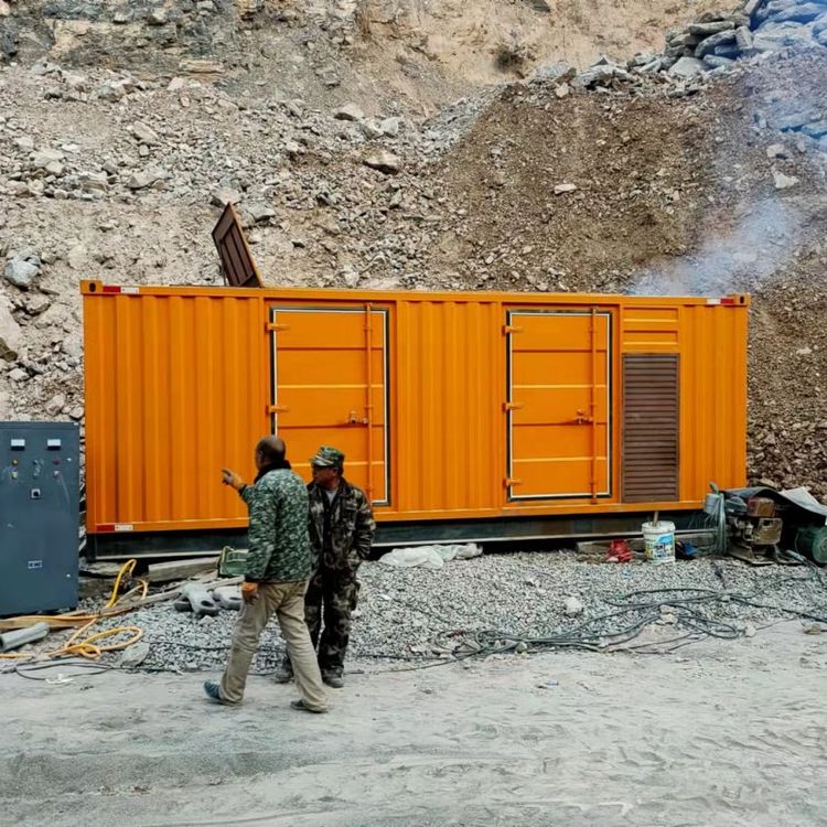 宏伟如何选择适合自己的 800KW 柴油发电机组？