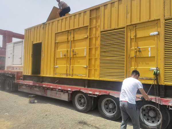 宏伟除了负载情况和发动机维护,还有哪些因素会影响 200kw 柴油发电机的油耗?